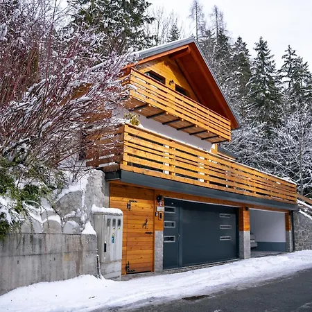 Holiday home Hisa Zima *