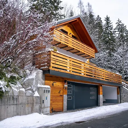 Holiday home Hisa Zima *